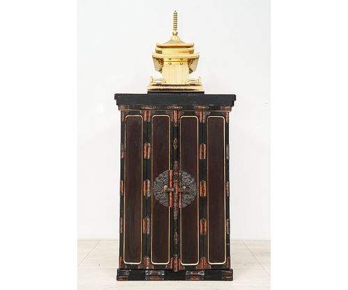 CHINESE ALTAR CABINET