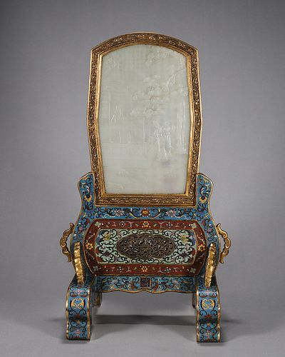 A cloisonne jade-inlaid figure patterned screen