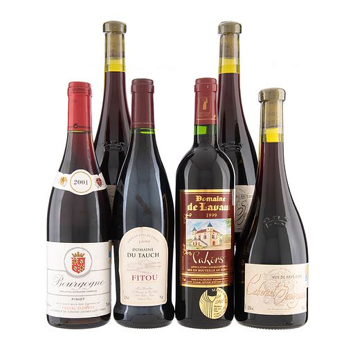 Lote de Vinos Tintos de Francia. Domaine de Lavaur Cahors. En presentaciones de 750 ml. Total de piezas: 6.