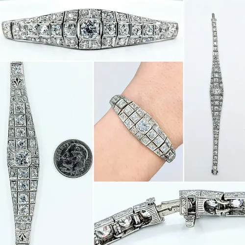 Sensational Art Deco Diamond Bracelet - Platinum