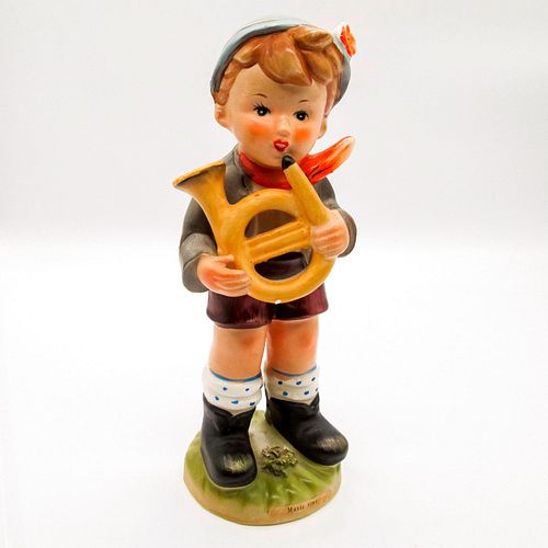 ArnArt 5th Ave Figurine, Music Time, Boy Playing Ballad Horn