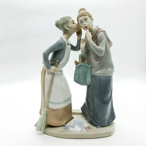 The Gossips 1004984 - Lladro Porcelain Figure