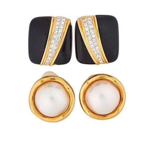 TWO PAIRS BLACK OR WHITE YELLOW GOLD GEM-SET EARRINGS