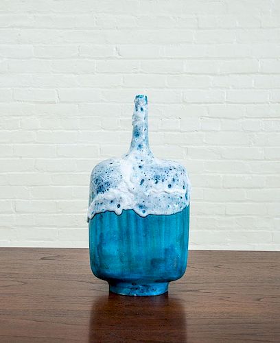 GUIDO GAMBONE, LARGE POTTERY VASE WITH BLUE AND WHITE GLAZE