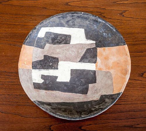 S. RESSE STUDIO POTTERY CHARGER