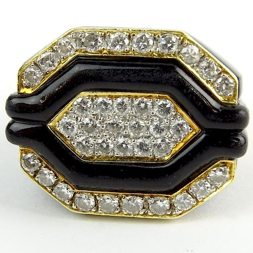 Vintage Art Deco style approx. 1.80 Carat Round Brilliant Cut Diamond, Black Onyx and 18 Karat Yellow Gold Ring.
