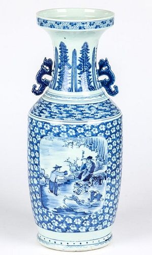 Large Antique Chinese Blue and White Vase, Qing D.