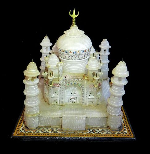 Small Taj Mahal Sculpture