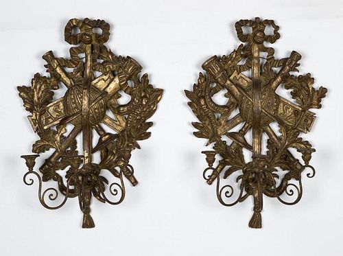 Pair of Continental carved and giltwood sconces