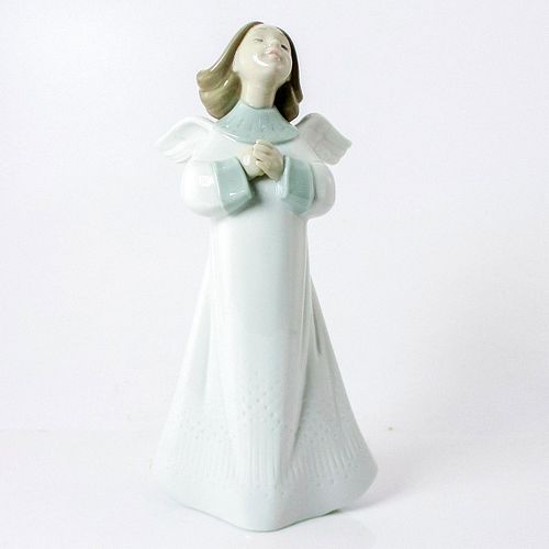 An Angel's Wish 1006788 - Lladro Porcelain Figurine