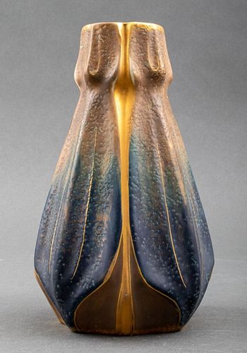 Dachsel Amphora Art Nouveau Leaf-Lobed Vase