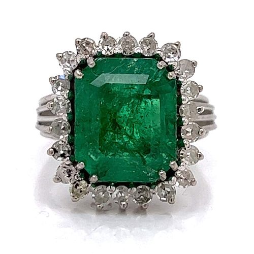 Antique Platinum Colombian Emerald and Diamond Ring