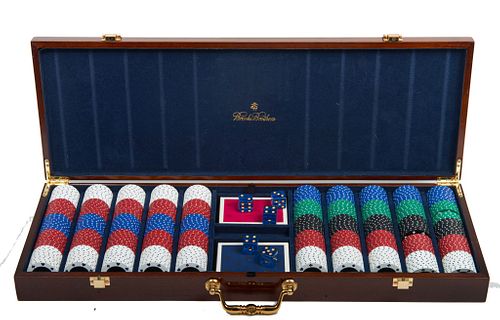 Brooks Brothers Poker set Brooks Brothers poker set in in its own wooden carrying case
Approx 23h" x 8w"