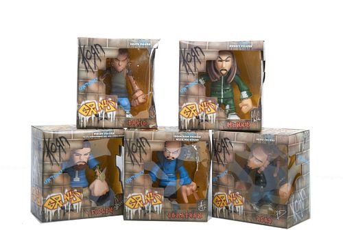 Korn band figures lot of 5 New in original boxes, five figures of Korn band members. 
Approx 6"h