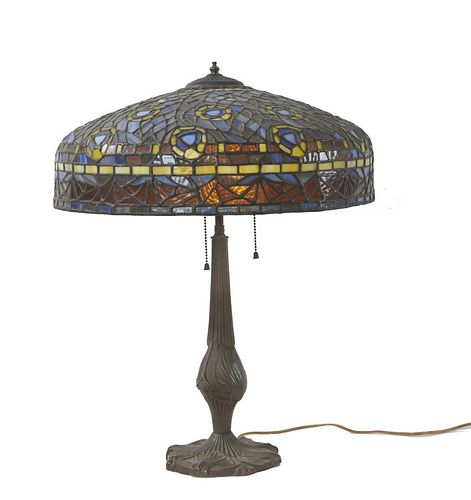 Tiffany Style Table Lamp with leaded glass shade Tiffany Style Table Lamp with leaded glass shade
Approx 24"H 
Approx  19" dia 20th Century