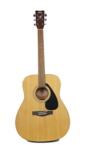 Yamaha Acoustic Guitar Yamaha Acoustic Guitar  Model F-310P 
Serial number: 10714053
40 1/2" L X 16 1/4 W
Comes with the soft case.