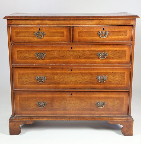 English Yew Wood Chest of Drawers, 19th Century