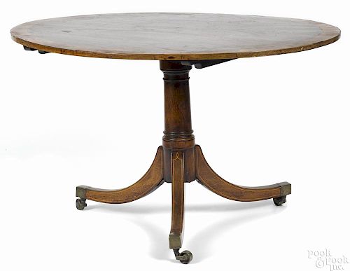 George III mahogany breakfast table, late 18th c., 28'' h., 47 3/4'' w., 39 1/2'' d.