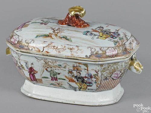 Chinese export porcelain tureen, 19th c., decorated with figures in leisurely pursuits, 8 1/2'' h.