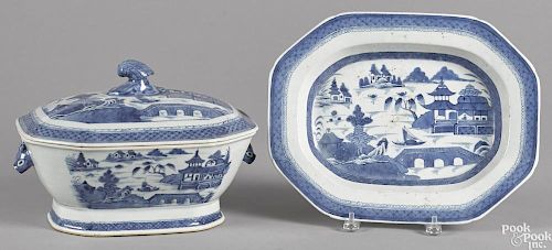 Chinese export porcelain Canton tureen and undertray, 19th c., 9'' h., 13 3/4'' w.