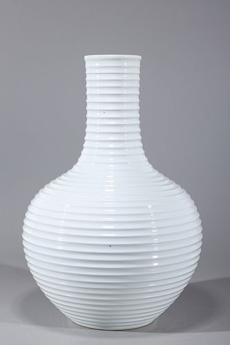 Chinese Blanc de Chine Vase