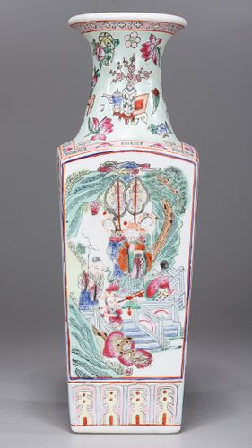 Chinese Enameled Famille Rose Porcelain Vase