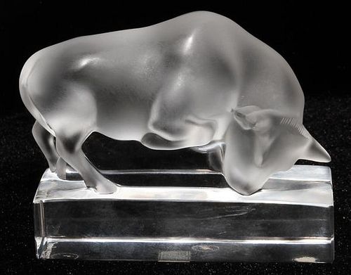 LALIQUE 'TAUREAU' FROSTED GLASS PAPERWEIGHT