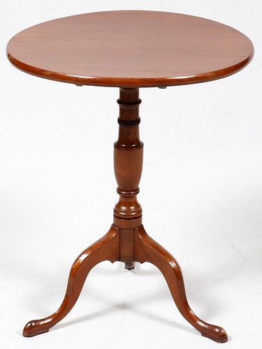 QUEEN ANNE STYLE MAHOGANY TILT-TOP TABLE