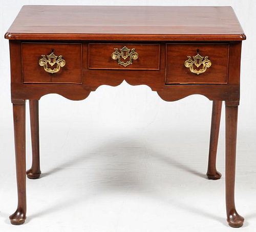 QUEEN ANNE STYLE MAHOGANY SIDE TABLE