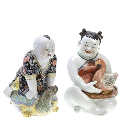 (2) Chinese porcelain happy figures