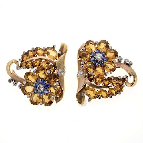 Pr. 14k gold double clip brooches with diamonds