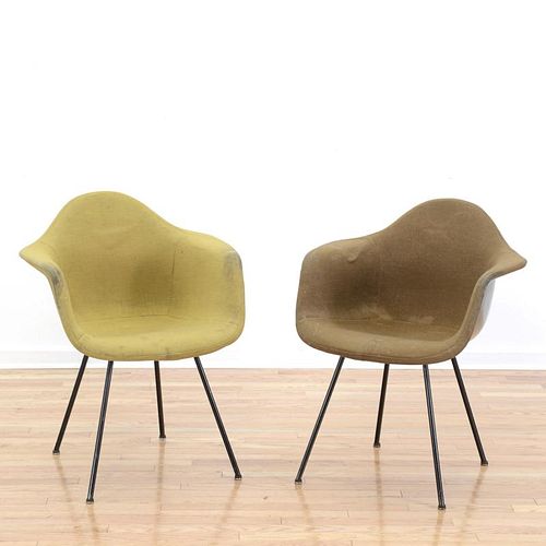 Pair Charles and Ray Eames "DAX-1s" chairs