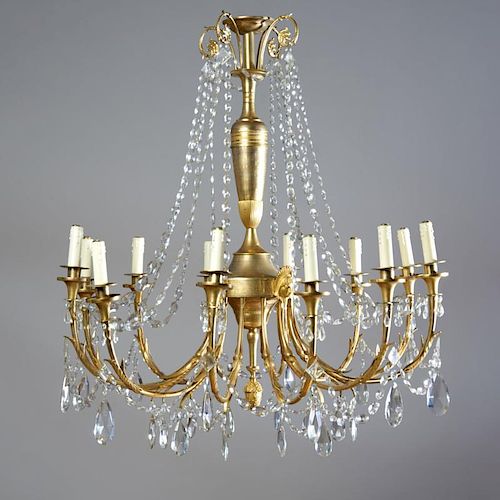Good Regency gilt bronze 12-light chandelier