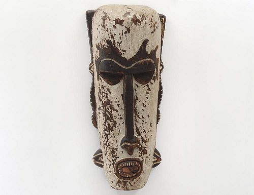 PAINTED AFRICAN TRIBAL MASK