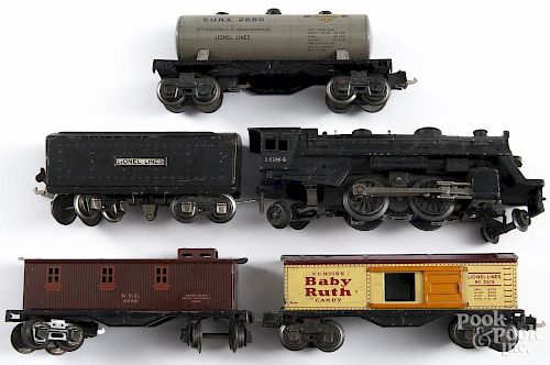 Lionel five-piece train set, to include a 1684 engine and tender, a 2682 caboose, a 2679 box car