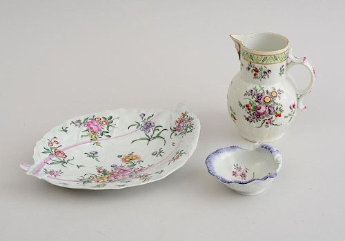 GROUP OF THREE FLORAL-DECORATED PORCELAIN TABLE ARTICLES
