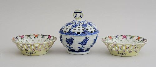 PAIR OF WORCESTER YELLOW-GROUND PORCELAIN RETICULATED BASKETS AND A DERBY BLUE AND WHITE PORCELAIN POTPOURRI BOWL AND COVER