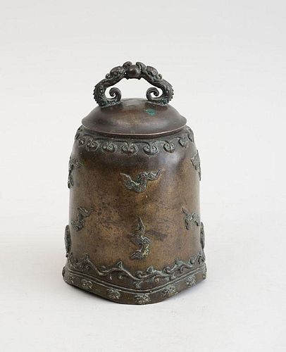 CHINESE ARCHAIC STYLE BRONZE BELL