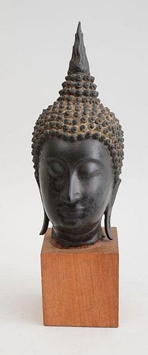 THAI BRONZE HEAD OF BUDDHA, IN THE SUKHOTHAI STYLE