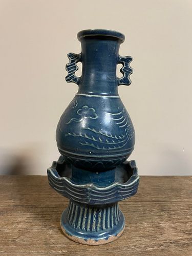 Chinese Yuan Blue Glaze Vase