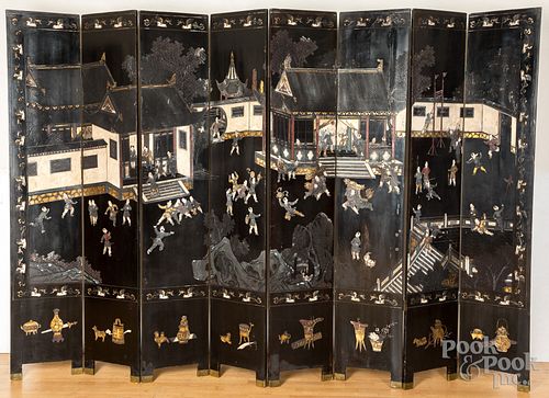 Chinese lacquered dressing screen