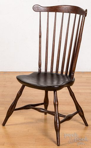Pennsylvania fanback Windsor chair, early 19th c.