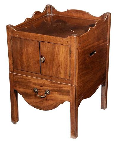 Chippendale Figured Mahogany Bedside