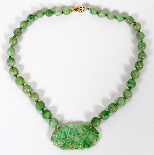 CHINESE NATURAL JADE BEAD & YELLOW GOLD NECKLACE