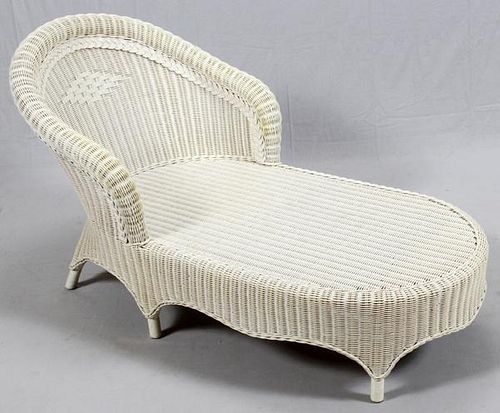 PAINTED WICKER CHAISE LOUNGE