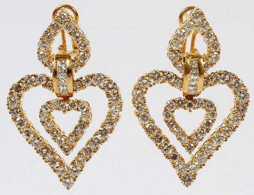 DIAMOND & 18KT YELLOW GOLD HEART DANGLE EARRINGS