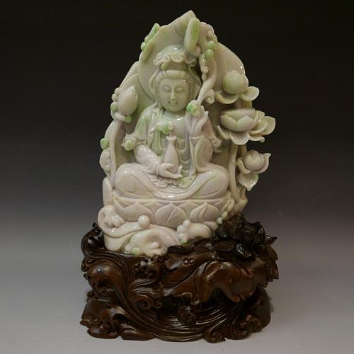 MAGNIFICENT CHINESE CARVED LAVENDER AND GREEN JADEITE GUANYIN