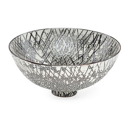 JAMES LOVERA Footed bowl