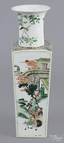Chinese Kangxi Wucai vase, decorated with figur
