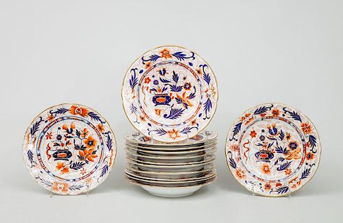 Sixteen-Piece Imari Pattern Ironstone Porcelain Plates